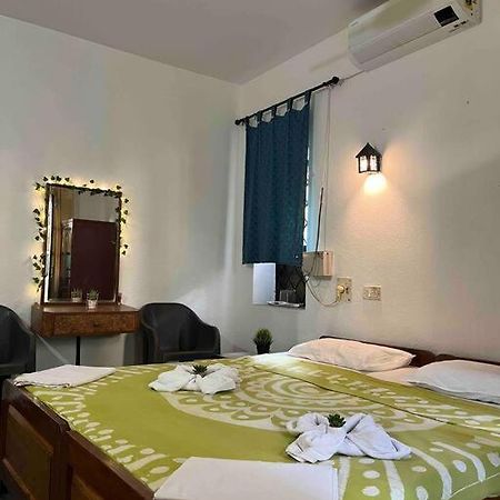 Room By The Beach - Calangute Bagian luar foto