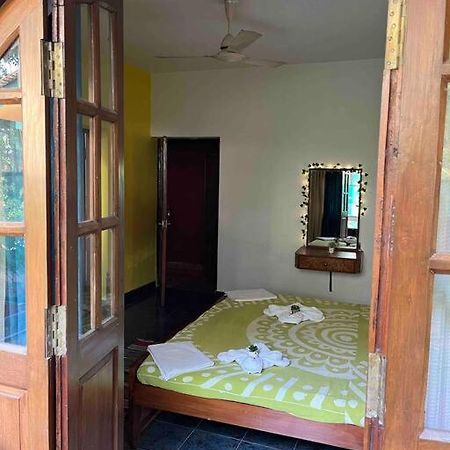 Room By The Beach - Calangute Bagian luar foto
