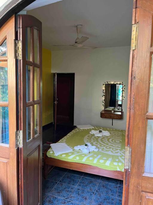 Room By The Beach - Calangute Bagian luar foto