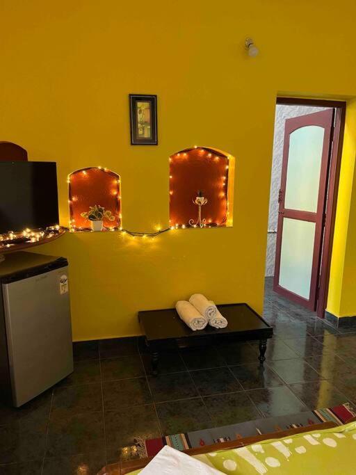 Room By The Beach - Calangute Bagian luar foto