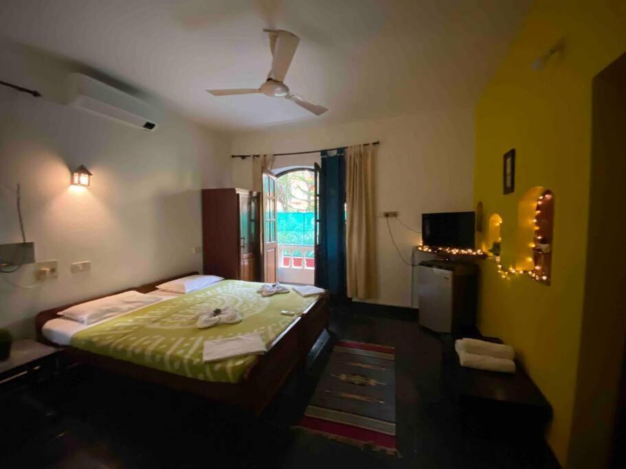 Room By The Beach - Calangute Bagian luar foto